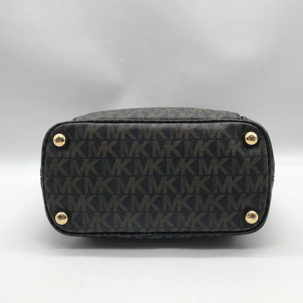 Michael Kors Brown Monogram Leather Carmen Shoulder Bag - Picture 5 of 10